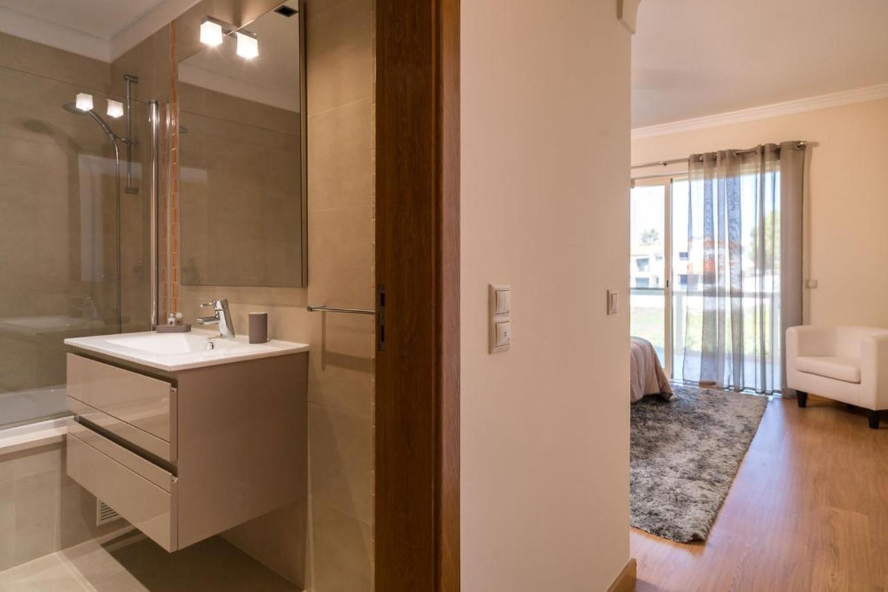 אלבופיירה Villa Cantinho By Intiholidays מראה חיצוני תמונה
